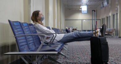 Застрявшая в турецком аэропорту россиянка пожаловалась на голод