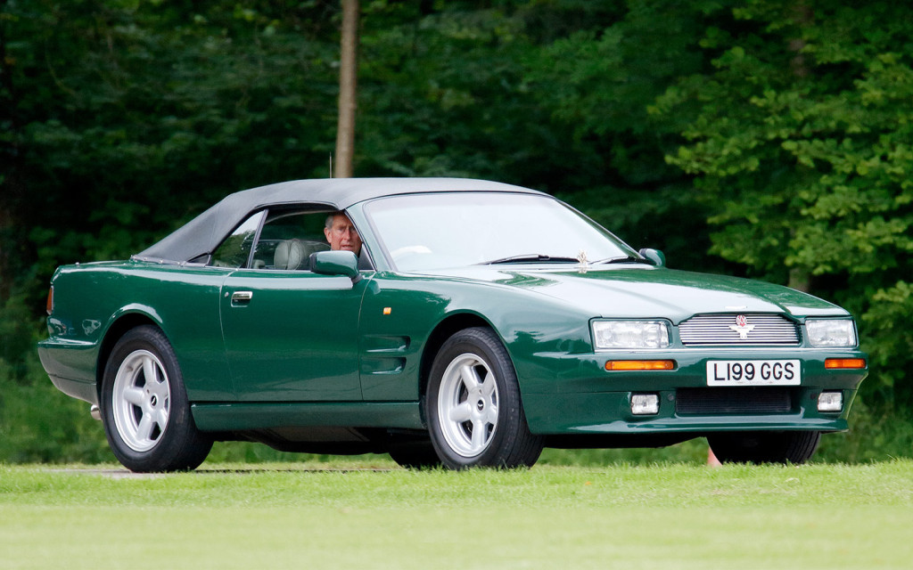 <p>Aston Martin V8 Virage Volante</p>