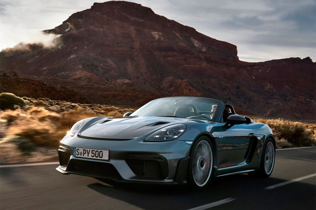 <p>Porsche 718 Spyder RS</p>