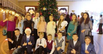 17 учеников из Усинска побывали на ёлке Главы