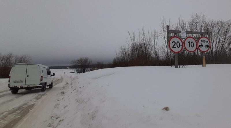 В Печорском районе временно закрыли ледовую переправу через Печору