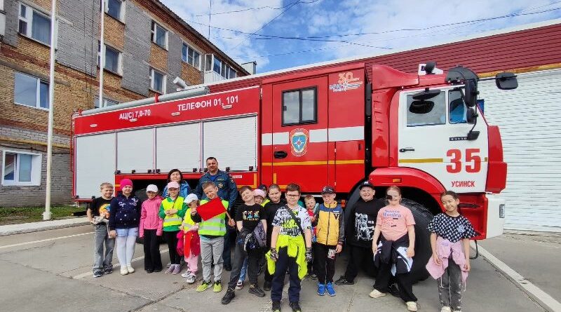 Юные усинцы побывали в гостях у пожарных