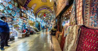 Видео: как обманывают туристов на рынках в Турции
