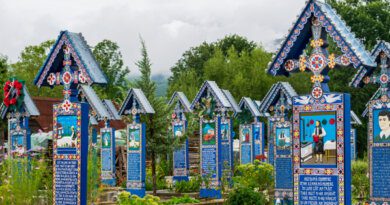 Веселое кладбище: как появилась достопримечательность Румынии