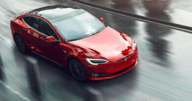 Автомобили Tesla получат модем 5G и режим точки доступа&nbsp