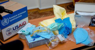 Частная клиника Усинска выдавала сотрудникам подозрительные халаты и перчатки