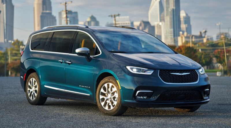 Chrysler готовит полноценный модельный ряд, но минивэн останется ключевым продуктом
