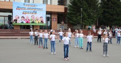 День защиты детей в Усинске отметили праздником «Детство – яркая планета»