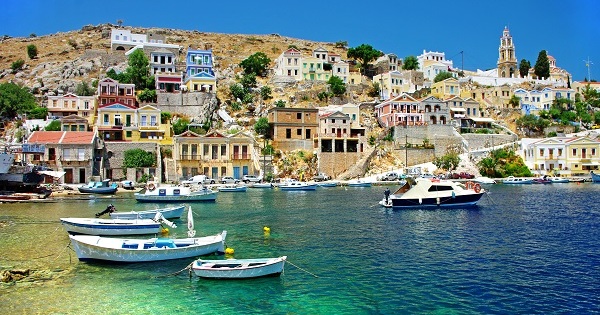 Власти Греции ужесточили правила въезда для туристов
