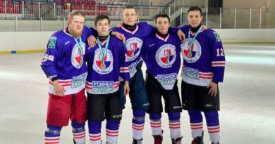 Хоккеисты Усинска привезли домой серебро