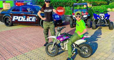 Den ride on Car Sportbike and Quad Bike - Compilation for kids