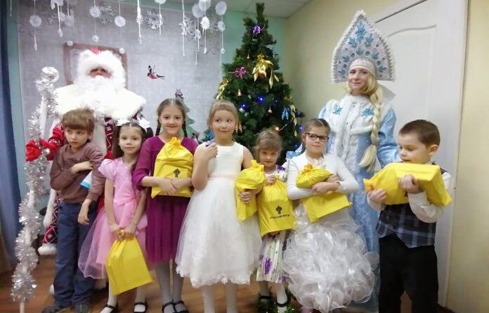 Нефтяники «РН – Северная нефть» подарили новогоднюю сказку детям