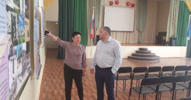 Николай Такаев осмотрел готовность школ к учебному году