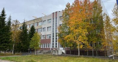 При поддержке ЛУКОЙЛа в Усинске продолжается ремонт фасада здания филиала УГТУ