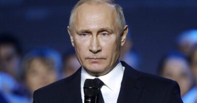 Путин сделал заявление по ограничениям из-за COVID-19