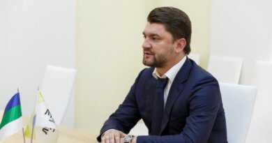 Руслан Семенюк оставил должность коммерческого директора крупного предприятия в Коми  ООО«Лузалес»