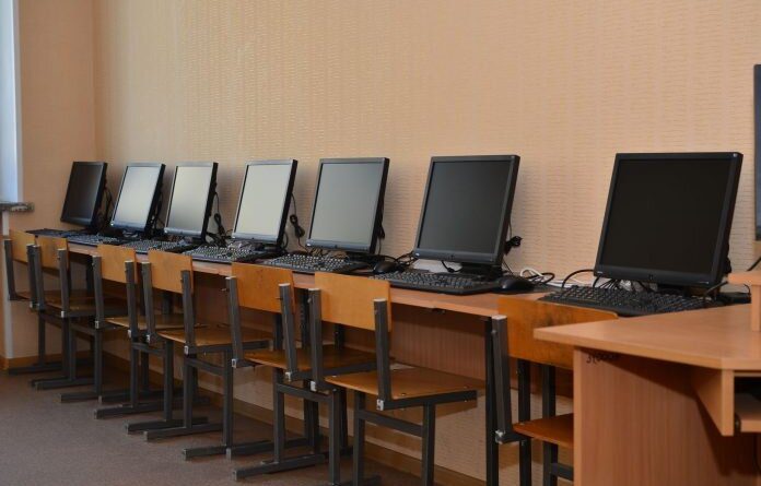 Усинские школьники прошли апробацию ЕГЭ по информатике и ИКТ в новом формате