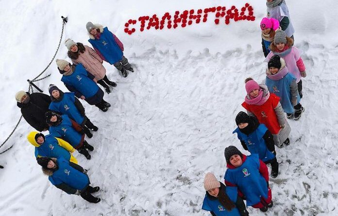 В садах и школах Усинска почтили День разгрома советскими войсками немецко-фашистских войск под Сталинградом