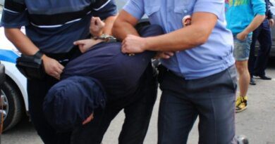 В Усинске нетрезвый вахтовик ударил головой полицейского
