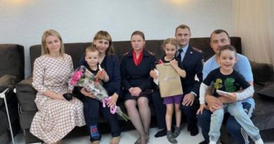 В Усинске поздравили многодетные семьи сотрудников с Днём семьи, любви и верности