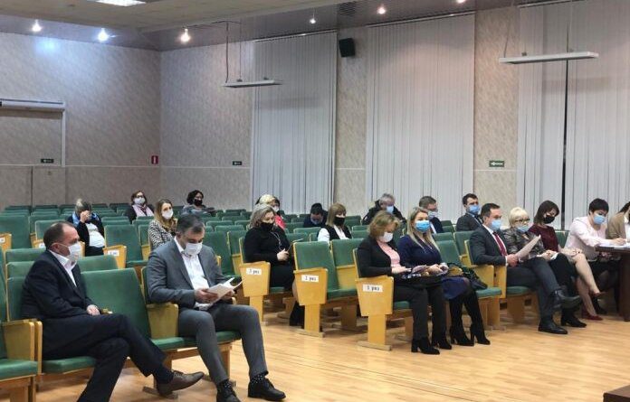 В Усинске состоялась внеочередная сессия Совета города