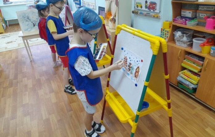 В усинском детском садике «Кристаллик» отметили международный день художника