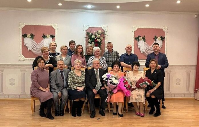 В усинском отделе ЗАГС чествовали юбиляров семейной жизни