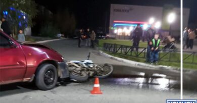 Вчера в Усинске сбили мотоциклиста с пассажиром