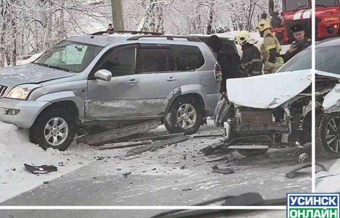 Вчера в Усинске в аварии пострадали два человека