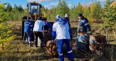 Волонтёры АО «Транснефть – Север» приняли участие в экологической экспедиции Всероссийского проекта «Чистая Арктика»