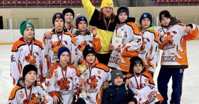 Впервые хоккейная команда из Усинска заняла 1 место на Золотой шайбе